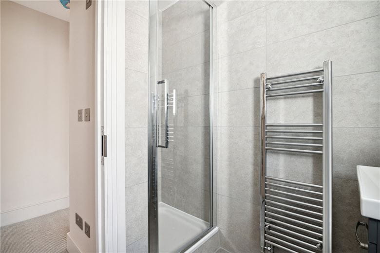 3 bedroom flat, Bellevue Road, London SW17 - Sold