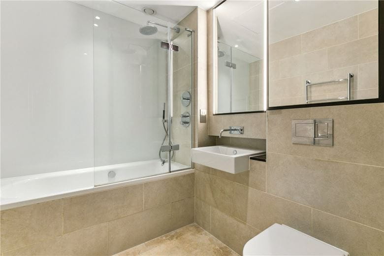 3 bedroom flat, Dray House, RAM Quarter SW18 - Available