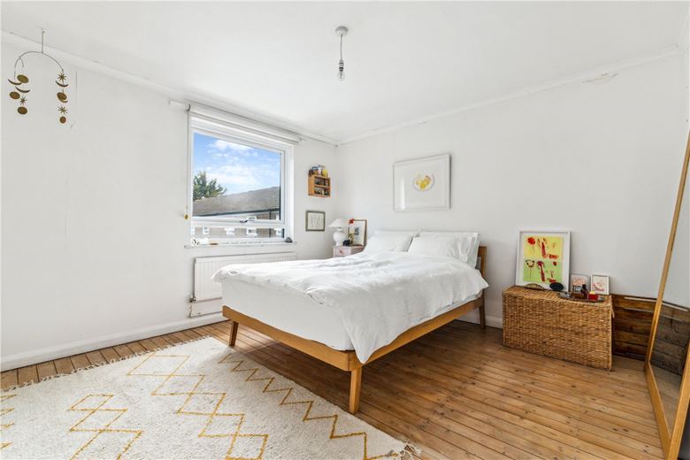 3 bedroom house, Singleton Close, London SW17 - Sold STC