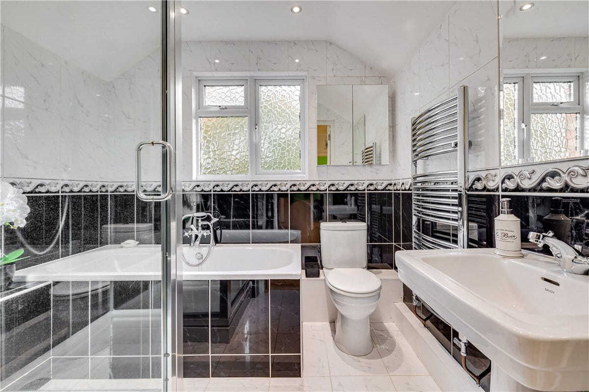 4 bedroom maisonette, Strickland Row, Wandsworth Common SW18 - Available