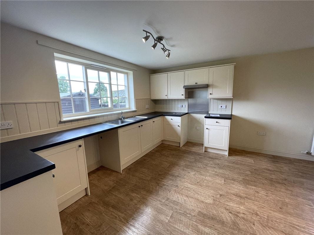 3 bedroom house, Wintringham, Malton YO17 - Available
