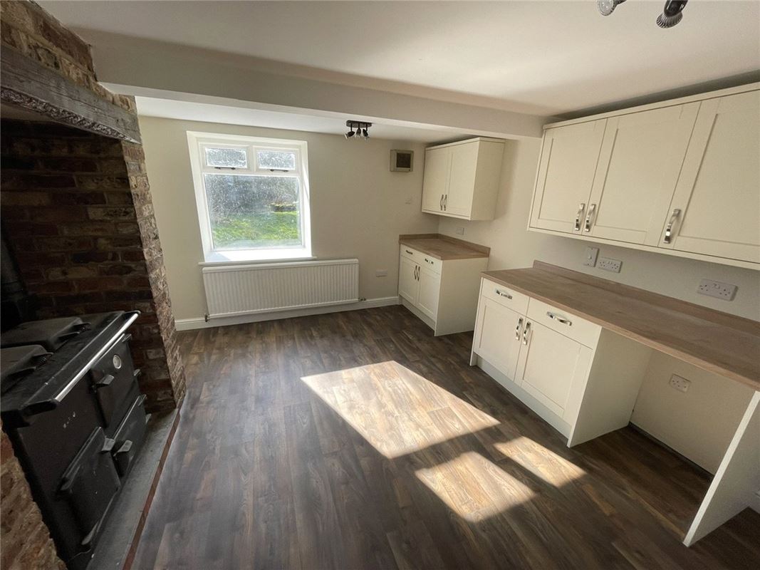 5 bedroom house, Westow, York YO60 - Let Agreed