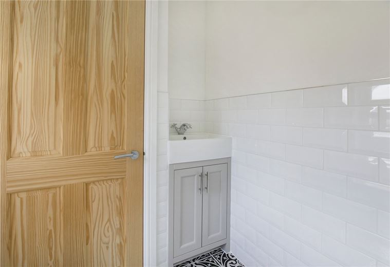 4 bedroom house, Croft Farm House, Main Street YO26 - Let Agreed