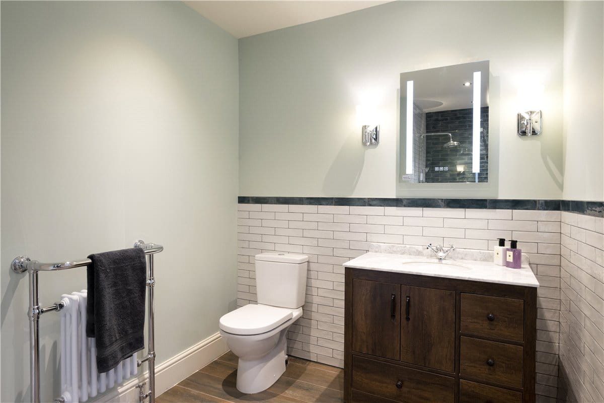 6 bedroom house, Harlow Moor Drive, Harrogate HG2