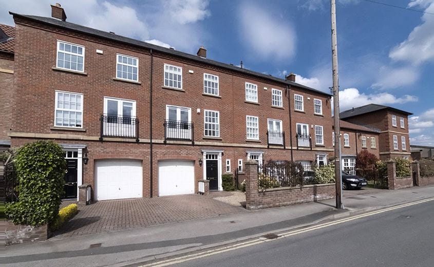 4 bedroom house, Grosvenor Park, York YO30 - Available