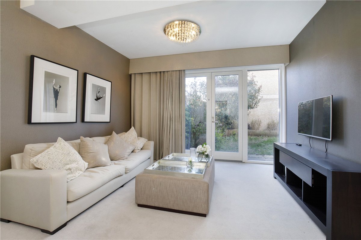 4 bedroom house, Clock Tower Way, York YO23 - Available