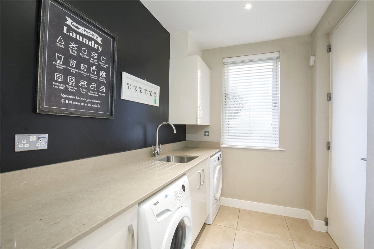4 bedroom house, Clock Tower Way, York YO23 - Available