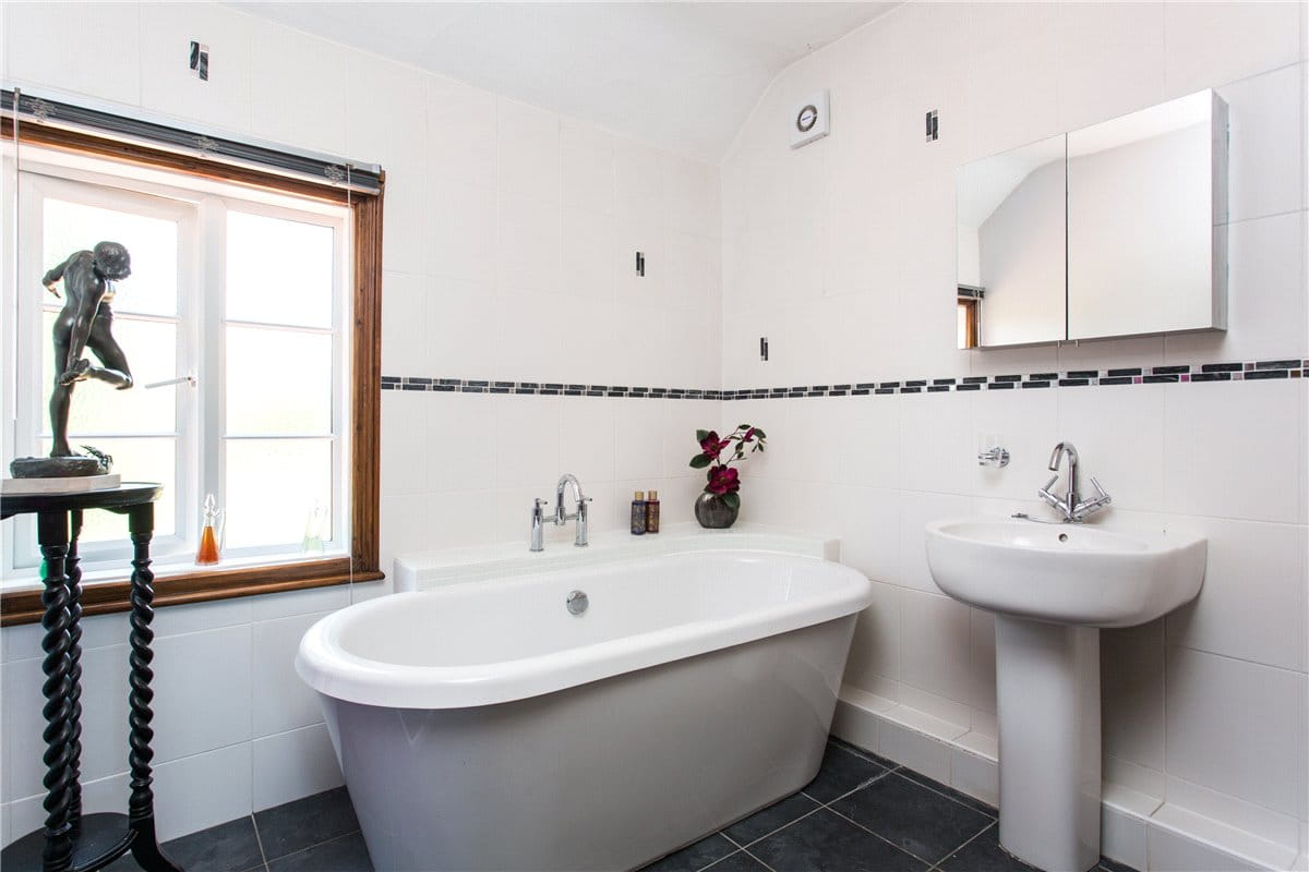 2 bedroom house, York Road, Stillingfleet YO19