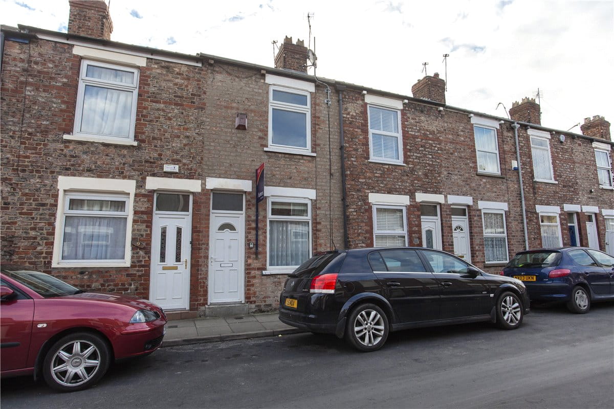 2 bedroom house, Kitchener Street, York YO31