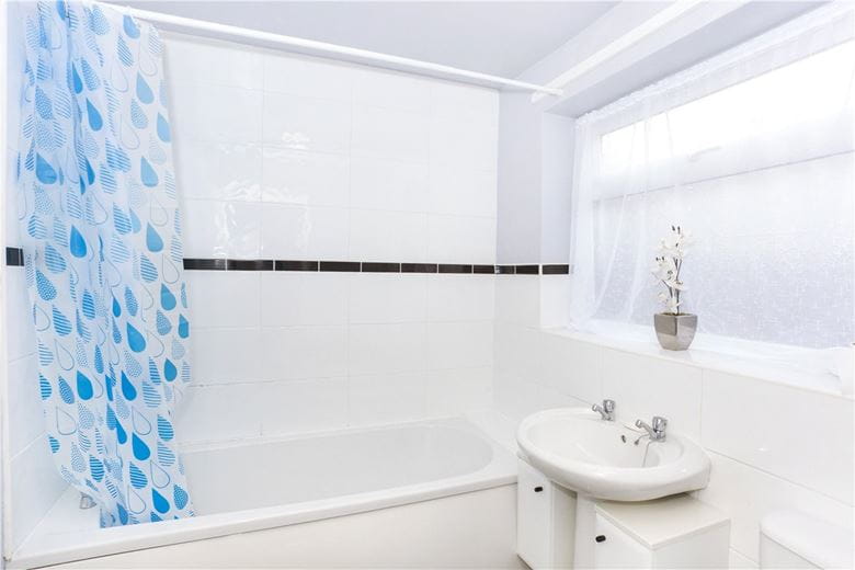 2 bedroom house, Kitchener Street, York YO31