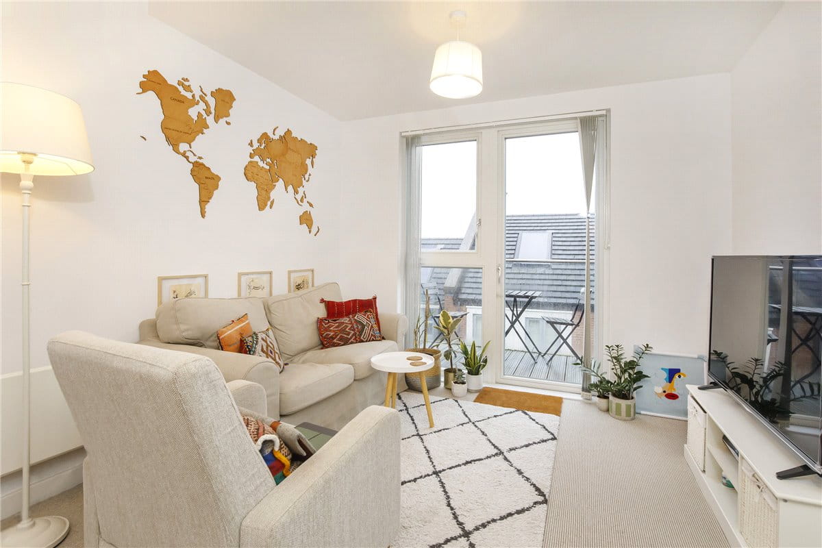 2 bedroom flat, Leetham House, Pound Lane YO1