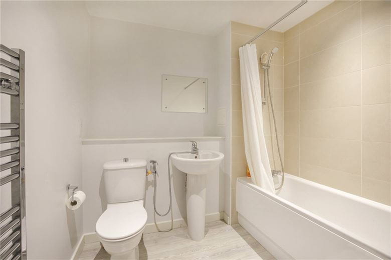 2 bedroom flat, Leetham House, Pound Lane YO1