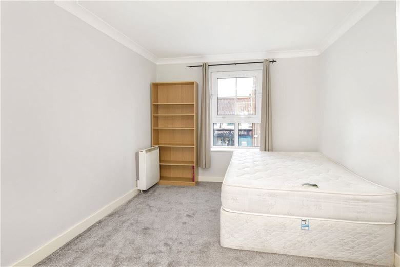 2 bedroom flat, Fawcett Street, York YO10 - Available