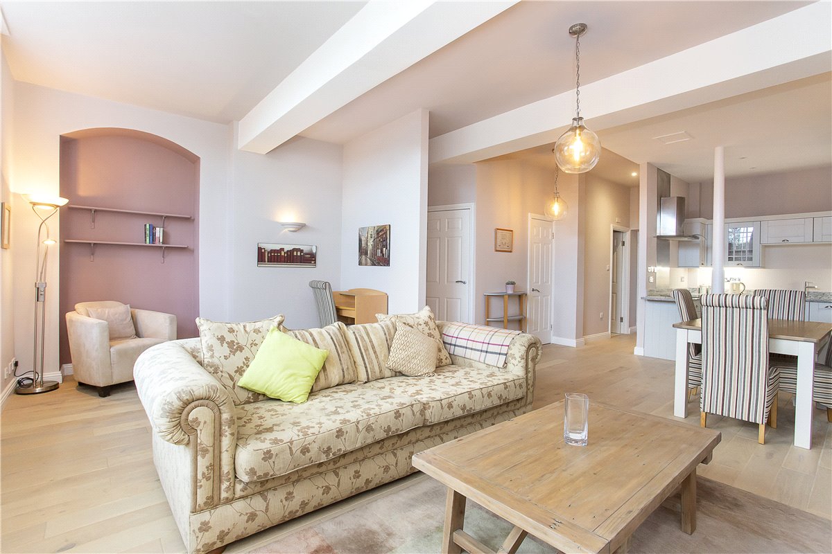1 bedroom flat, County House, Monkgate YO31
