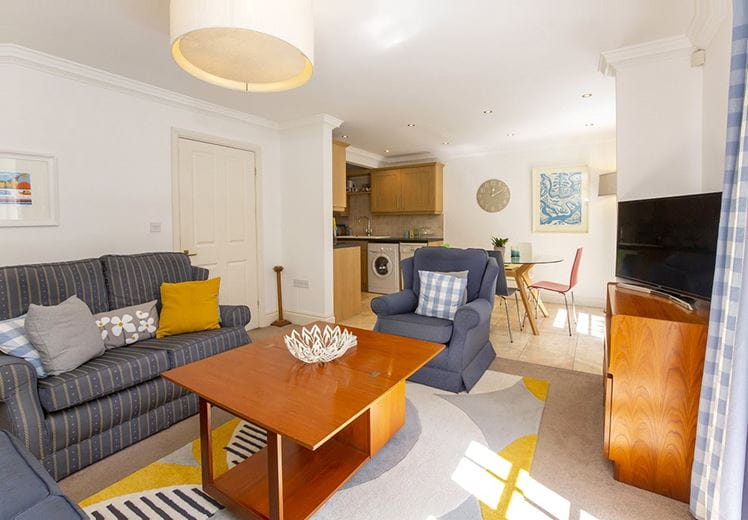 3 bedroom house, East Mount Road, York YO24