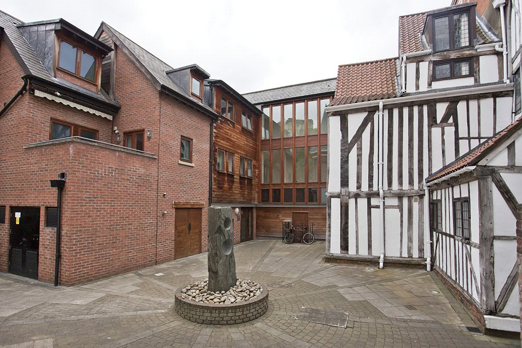 1 bedroom flat, Low Petergate, York YO1 - Let Agreed