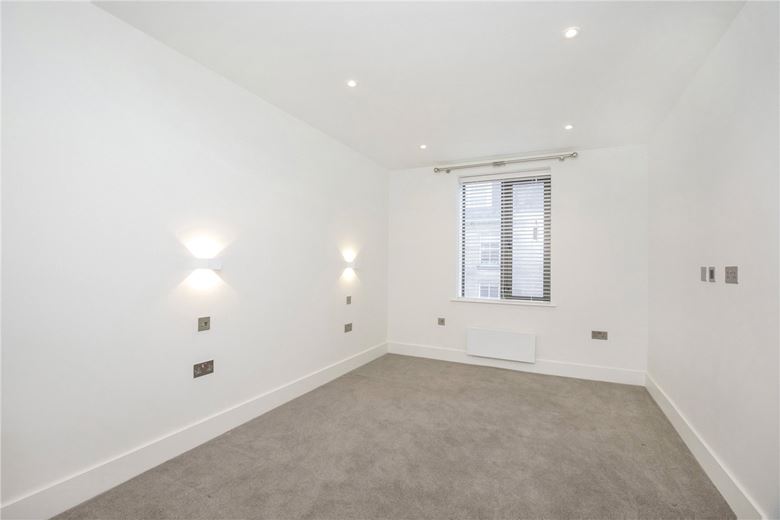 2 bedroom flat, Station Parade, Harrogate HG1 - Let Agreed