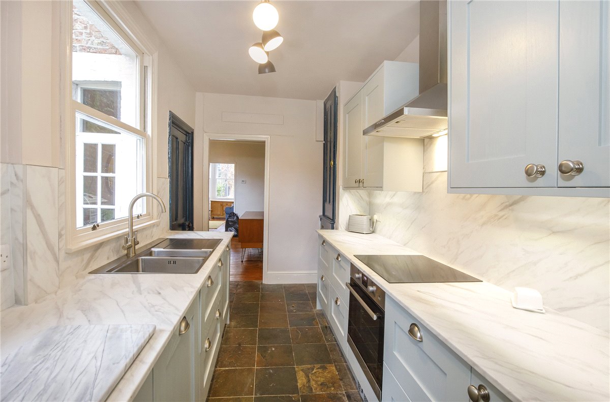 3 bedroom house, Upper Price Street, York YO23
