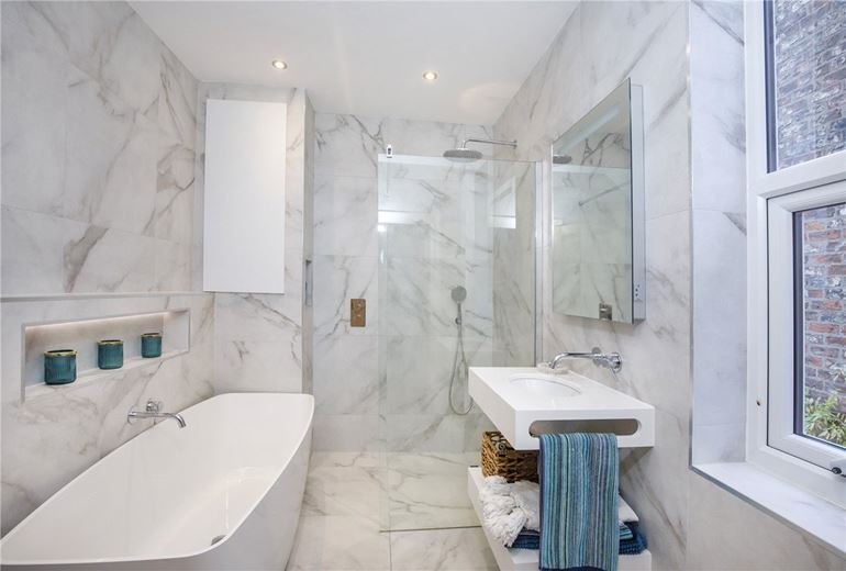 3 bedroom house, Upper Price Street, York YO23