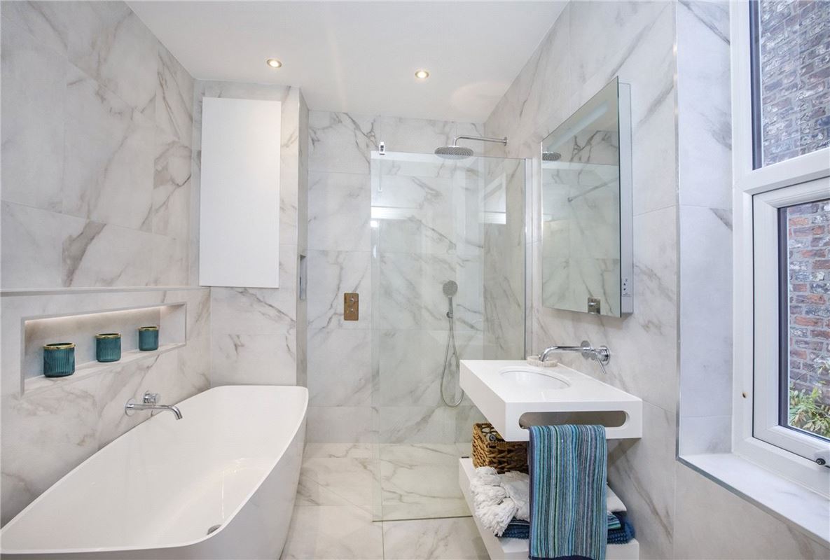 3 bedroom house, Upper Price Street, York YO23