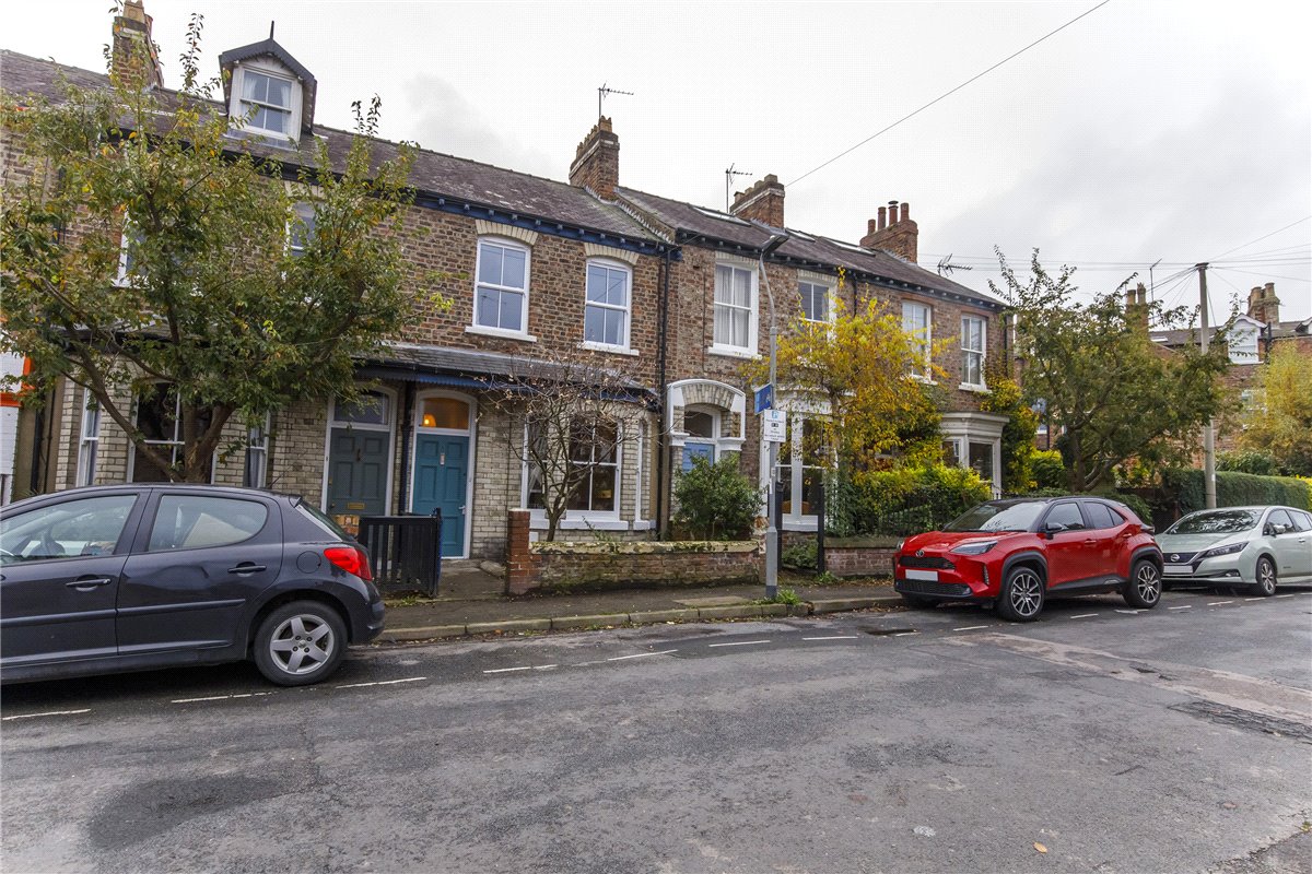 3 bedroom house, Upper Price Street, York YO23