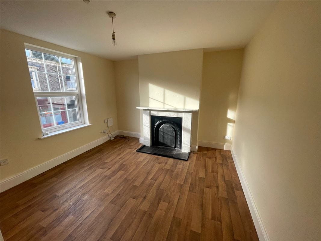 1 bedroom flat, Middle Street South, Driffield YO25 - Let Agreed