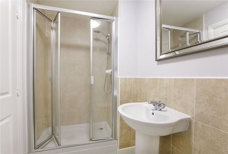 4 bedroom house, Gresford Close, Woolley Grange S75