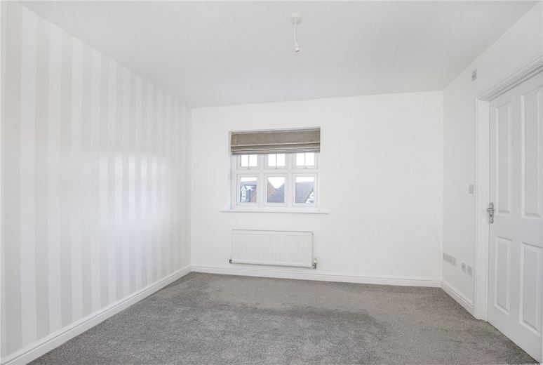 4 bedroom house, Gresford Close, Woolley Grange S75