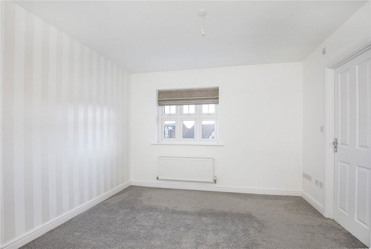 4 bedroom house, Gresford Close, Woolley Grange S75