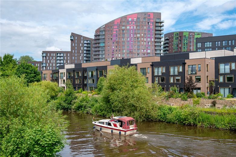 4 bedroom house, Wild Garden, Leeds LS9 - Let Agreed