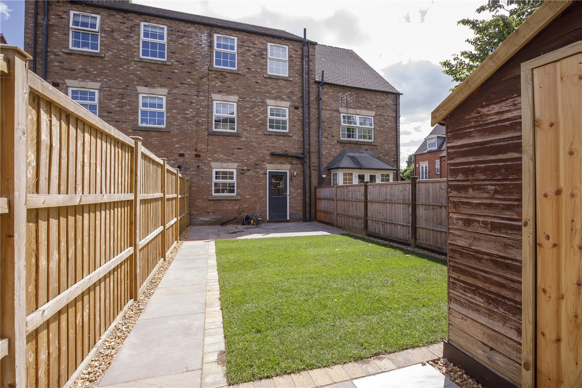 4 bedroom house, Coningham Avenue, York YO30