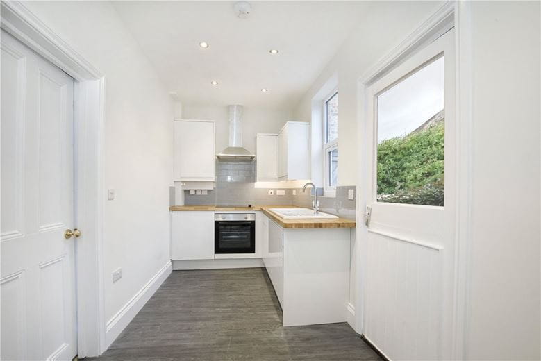 3 bedroom house, Neville Street, York YO31 - Available