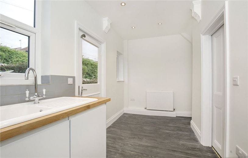 3 bedroom house, Neville Street, York YO31 - Available