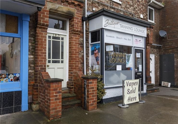1 bedroom flat, Burton Stone Lane, York YO30 - Available