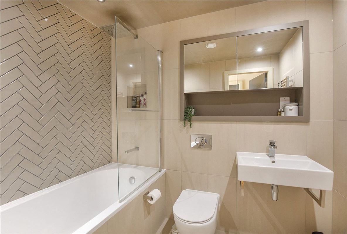 2 bedroom flat, Victoria, Hudson Quarter YO1 - Available