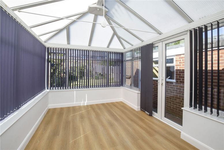 3 bedroom house, Highlands Avenue, Strensall YO32 - Available