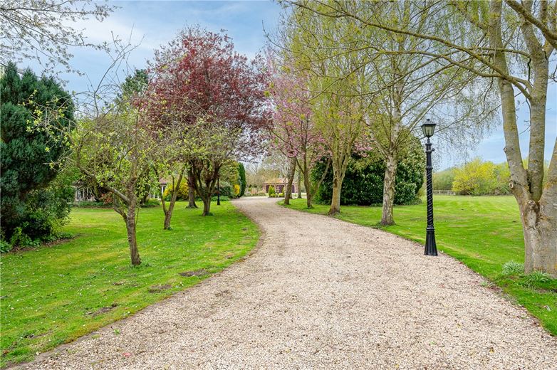 6 bedroom house, Dunnington, York YO19 - Available