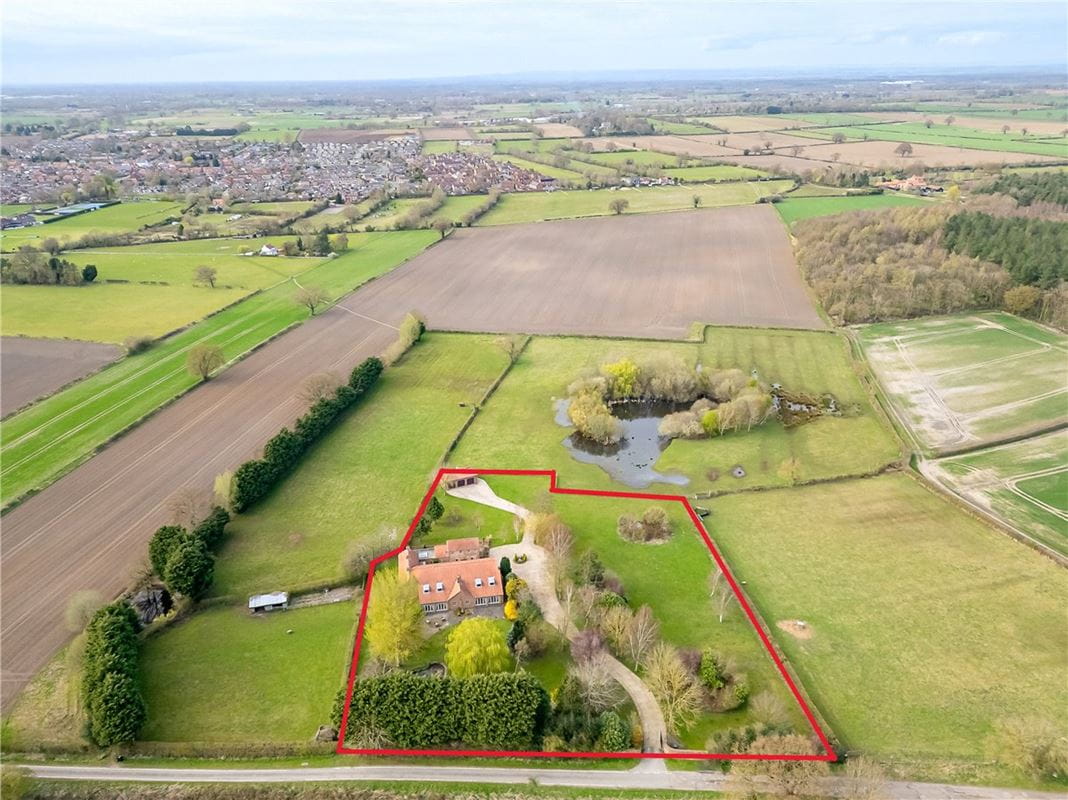 6 bedroom house, Dunnington, York YO19 - Available