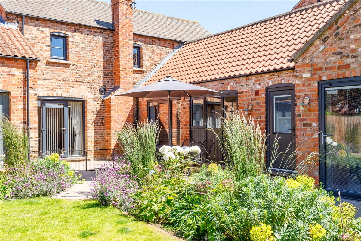 5 bedroom house, Breighton, Selby YO8 - Available