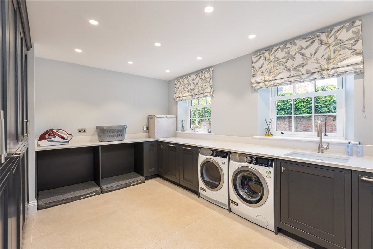 7 bedroom house, Welham, Malton YO17 - Available