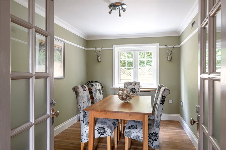 6 bedroom house, Selby Road, Riccall YO19 - Available