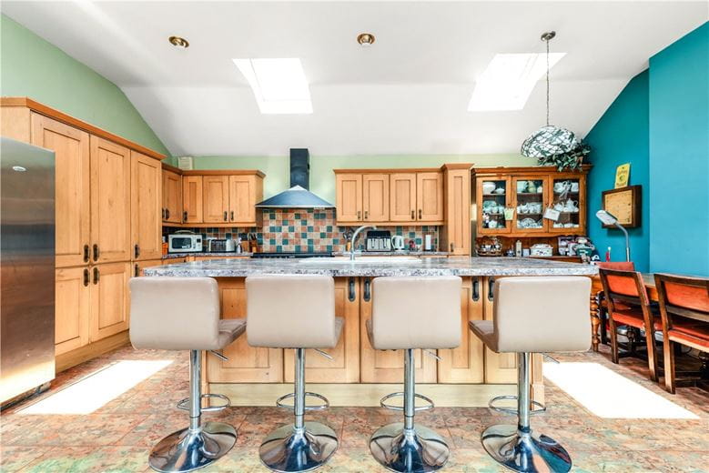 5 bedroom house, School Road, Hemingbrough YO8 - Available