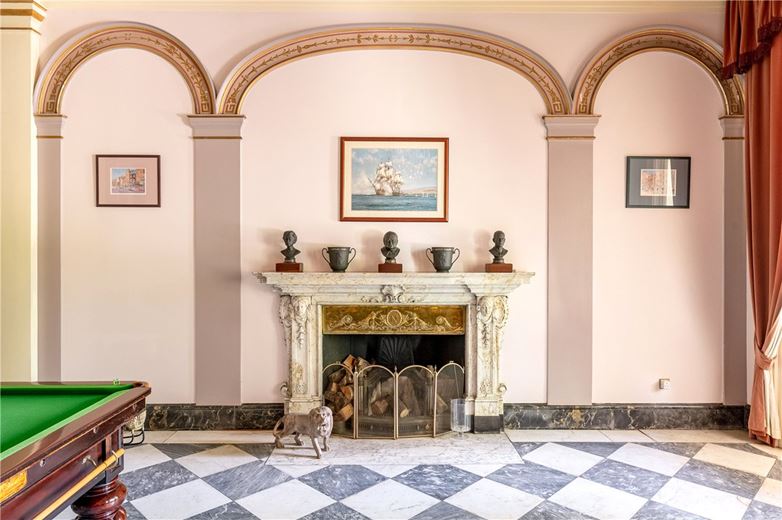 6 bedroom house, Grimston Park, Grimston LS24 - Available