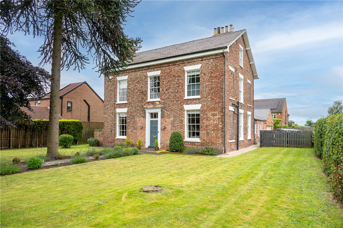 6 bedroom house, Main Street, North Duffield YO8 - Sold STC