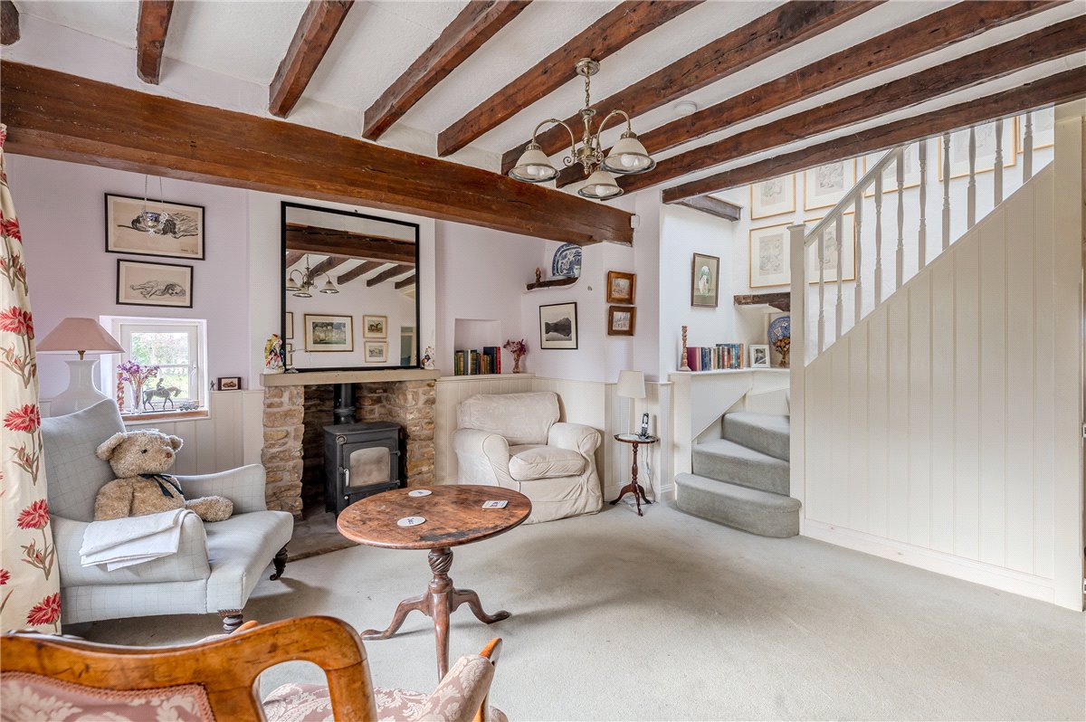 4 bedroom cottage, Terrington, York YO60 - Available