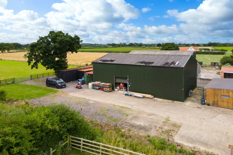 4 bedroom house, Main Road, Harlthorpe YO8 - Available