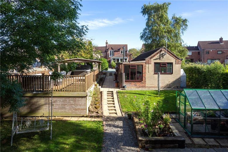 3 bedroom house, Hull Road, Cliffe YO8 - Available