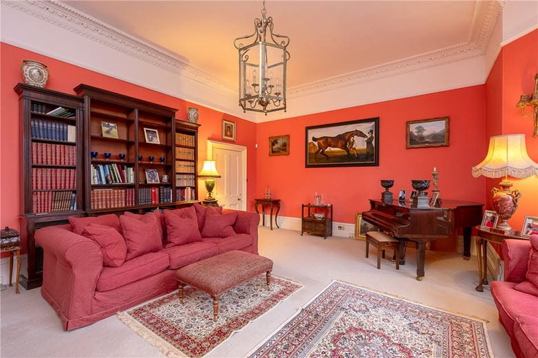 8 bedroom house, Northorpe Hall, Northorpe DN21 - Available