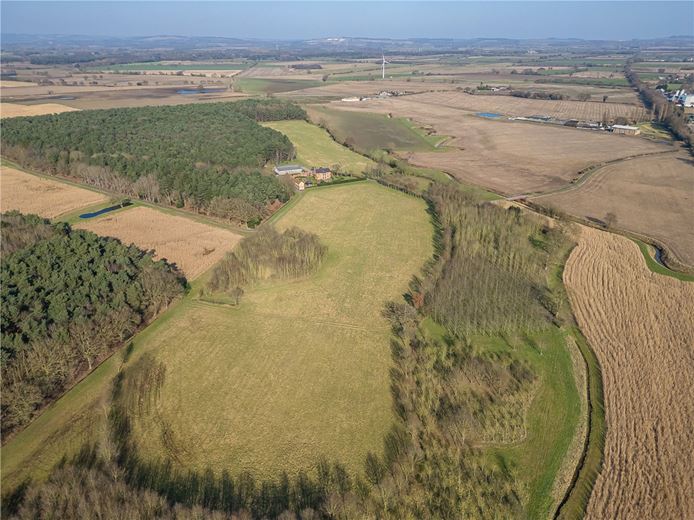 5 bedroom house, Selby Road, Holme-on-Spalding-Moor YO43 - Sold