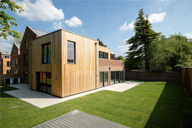 5 bedroom house, Fulford Road, York YO10 - Available